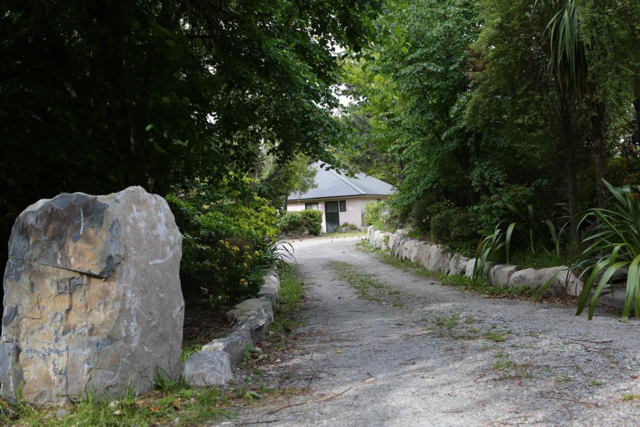 Star Dream Manor Hotel Lake Tekapo Exterior photo