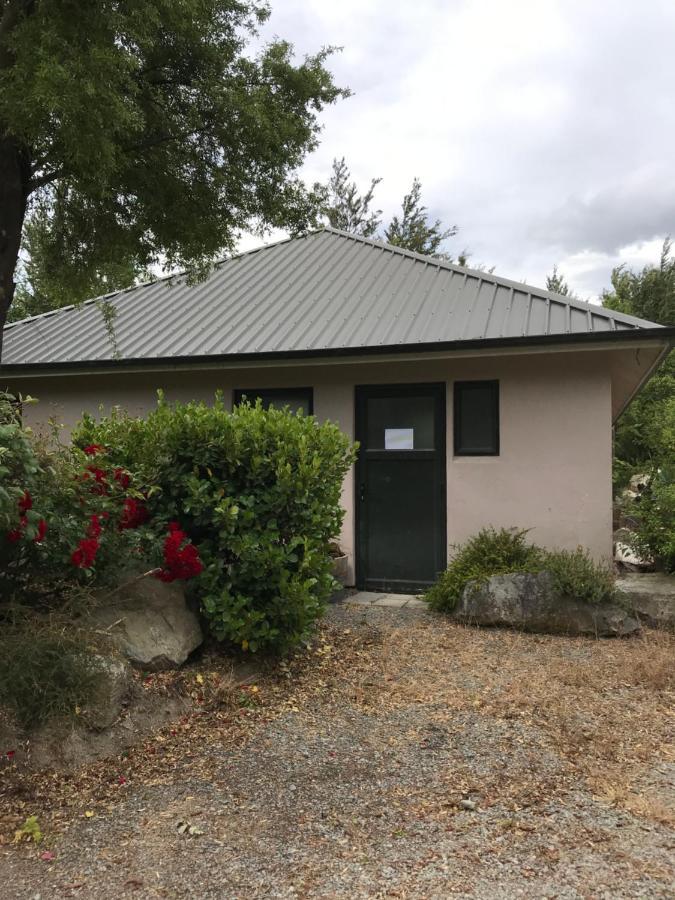 Star Dream Manor Hotel Lake Tekapo Exterior photo